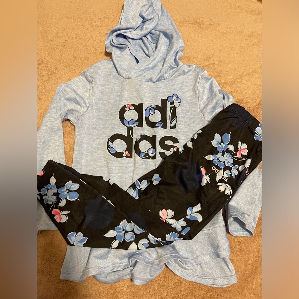 Adidas girls set